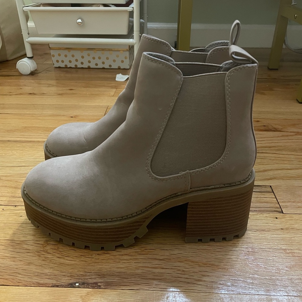 MIA Women's Beige Ankle Booties